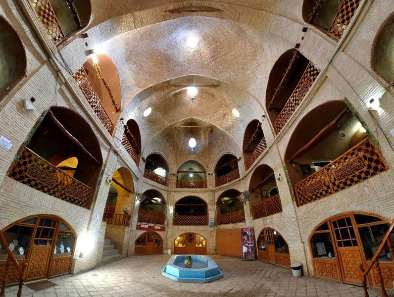 File:Mehr Hall of Bazaar of Arak.jpg