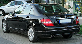 Mercedes C 200 Kompressor Elegance (W204) trasero 20100603.jpg