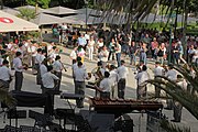 Deutsch: Konzert der Militärmusikkapelle Salzburg im Kurpark Baden, davor Aufstellung am Josefsplatz und Marsch durch die Fußgängerzone