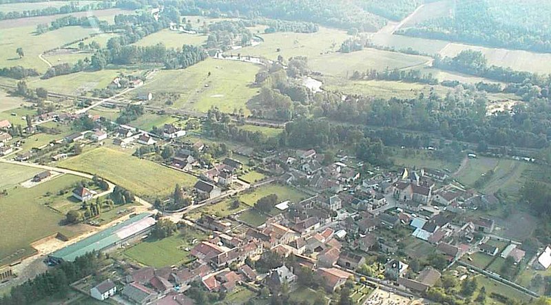 File:Montier Aerien.jpg