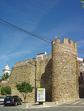 Muralhas de Borba - Portugal (6845090166).jpg