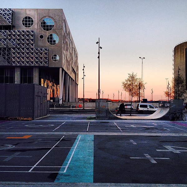 File:Musikkens Hus fra Teglgårds Plads.jpg