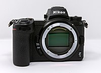 Nikon Z 7II objektív nélkül