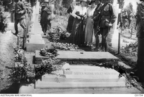 Grave of Nurse Norma Mowbray, Cairo, 1916