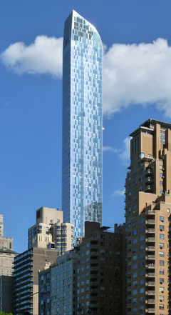 One57 visto da Columbus Circle nel maggio 2014