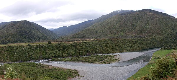 Ōtaki River near Ōtaki Forks.