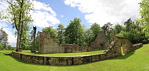 Panoramaaufnahme der Kirchenruine Michelsberg