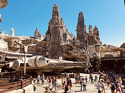 Star Wars: Millennium Falcon – Smugglers Run - Wikipedia