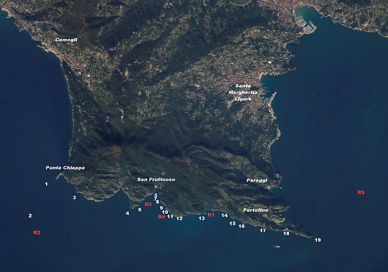 File:PortofinoDivingPoints.jpg