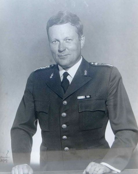 File:Porträtt på Generalmajor Bengt Liljestrand.jpg