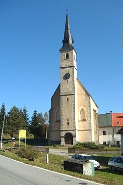 Farní kostel sv. Filipa a Jakuba v Přední Výtoni.