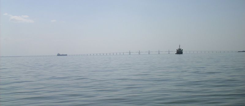 File:Puente y lago de maracaibo recorte.JPG