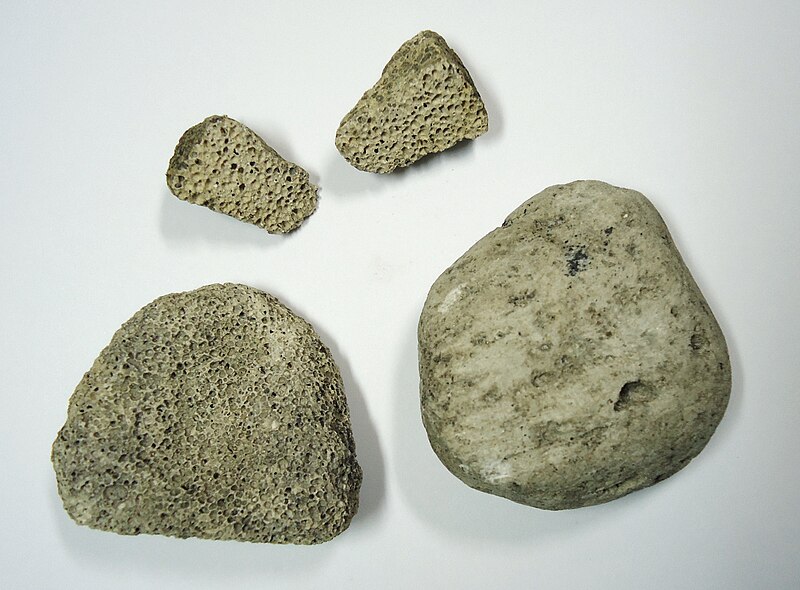 File:Pumice stones.JPG