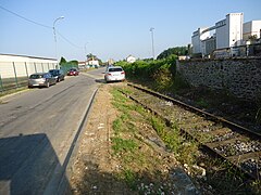 Les deux emplacements des gares de Verneuil