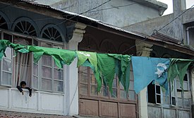 Rangkaian bendera tradisi serak gula