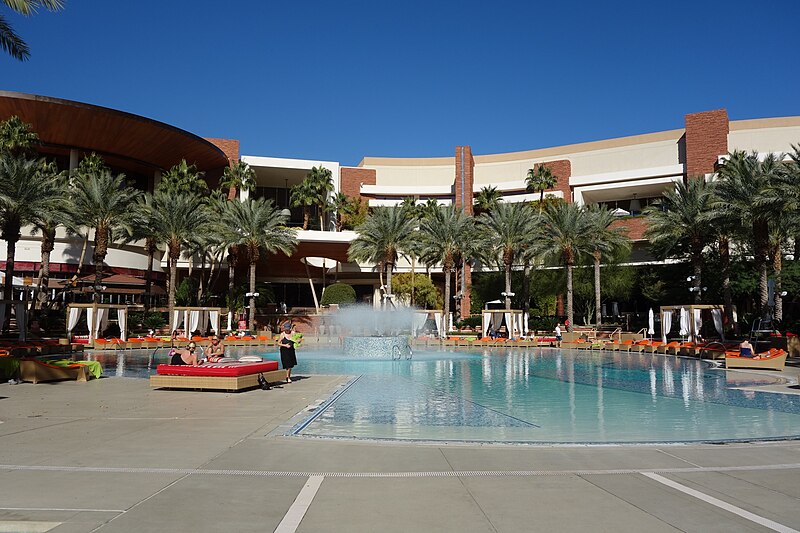 File:Red Rock hotel pool area (2013).jpg