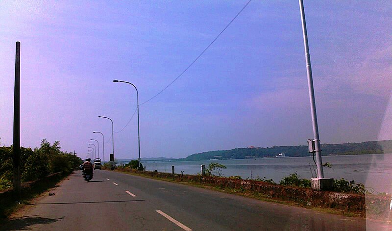 File:Ribandar causeway.jpg