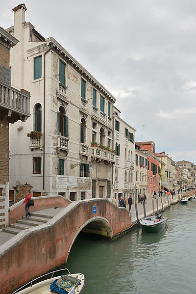 File:Rio de la Misericordia Ca' Caotorta a Venezia.jpg