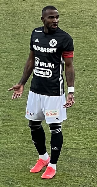 <span class="mw-page-title-main">Romário Pires</span> Brazilian footballer (born 1989)