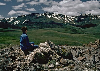 Sightseeing in the high country of the Pueblo range Sightseeing in Pueblo Mountain, Oregon.jpg