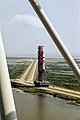 Vývoz nosnej rakety Saturn IB z montážnej haly VAB k štartovacej rampe