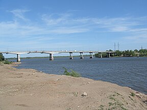 Tiltas per upę Samaroje