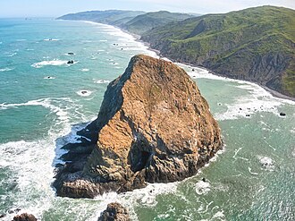 Sugar Loaf Island from the south-west. Sugarloaf Island 02.jpg