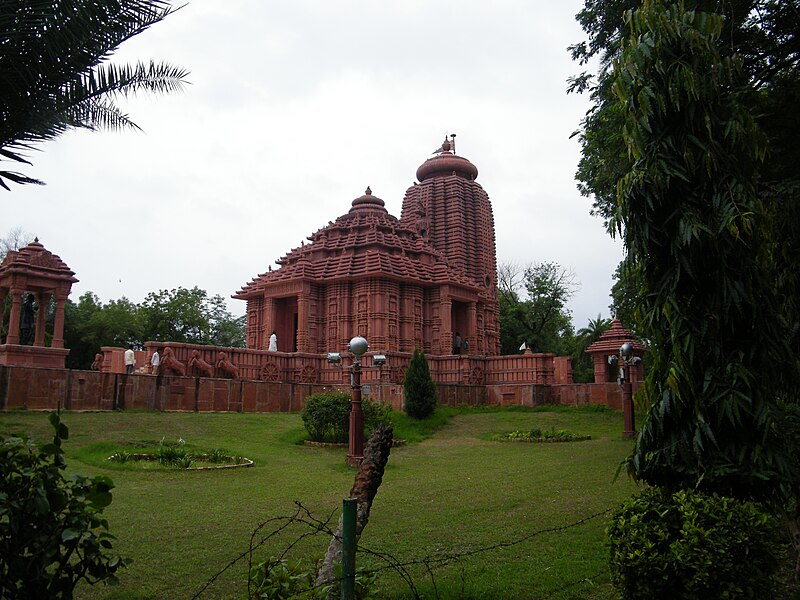 File:Sun Temple - GWL - F3101 Wiki Veethi.JPG