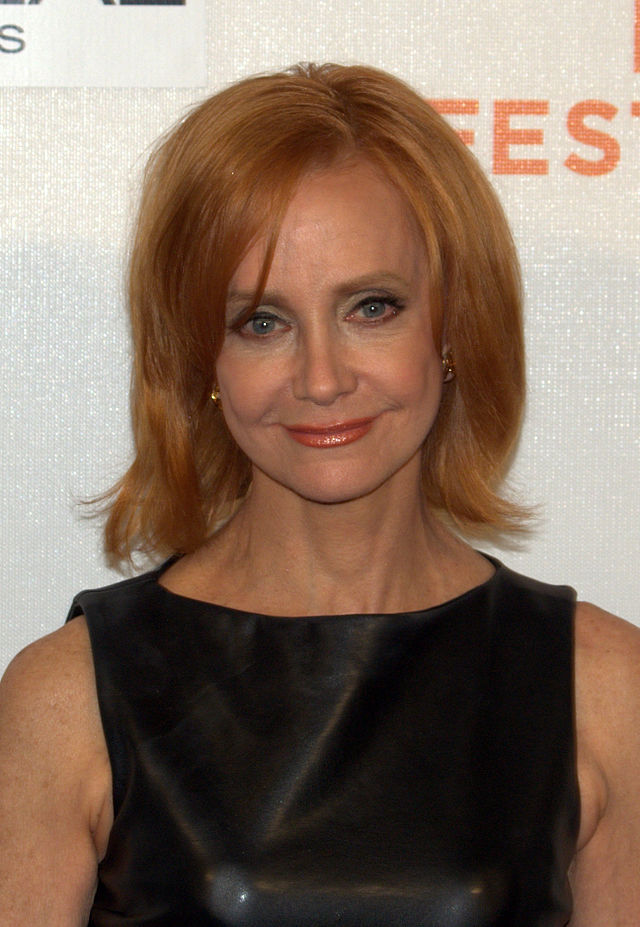 File:Swoosie Kurtz at the 2009 Tribeca Film Festival.jpg - Wikimedia Common...