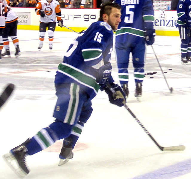 File:Tanner Glass.JPG