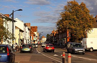 <span class="mw-page-title-main">Newport Pagnell</span> Human settlement in England