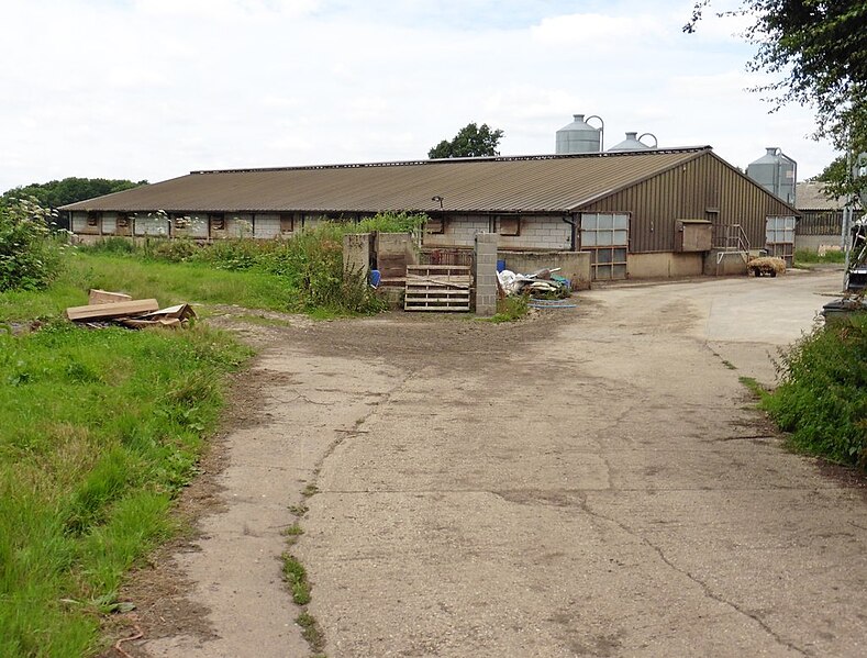 File:The Piggery - geograph.org.uk - 5027136.jpg