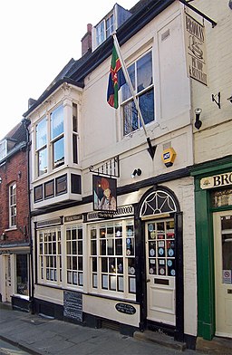 The Wig and Mitre, 30-32 Steep Hill, Lincoln - geograph.org.uk - 687839