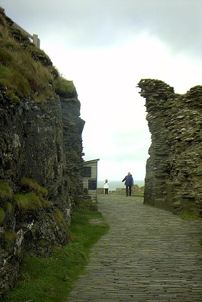 File:Tintagel entrance.jpg