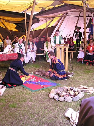 A sermon at the 2004 Samiske kirkedager Tore Johnsen, samiske kirkedager.JPG