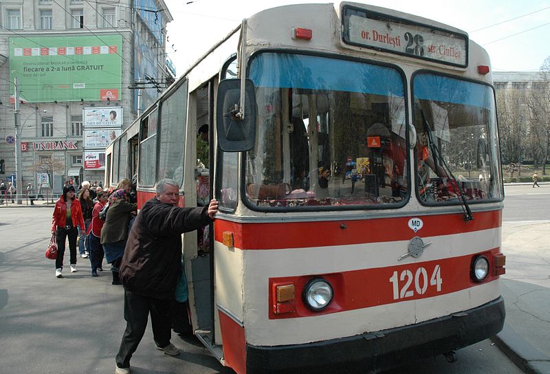 File:Trolleybus Chisinau 06.jpg