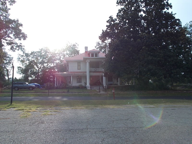 File:Trospher House, located in Greenwood, LA.JPG