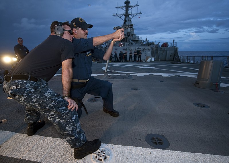 File:US Navy 110924-N-FI736-198 Sailors aboard the guided-missile destroyer USS Arleigh Burke (DDG 51) participate in a live-fire training exercise.jpg