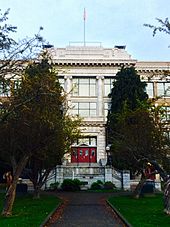 Victoria High School (British Columbia) - Wikipedia