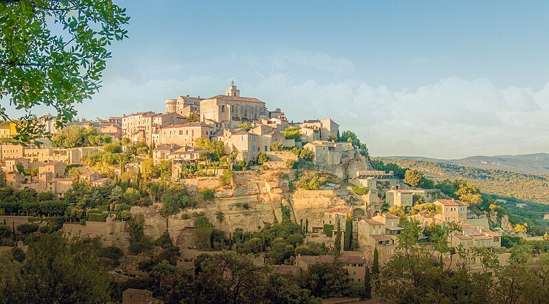 File:Village de gordes.jpg