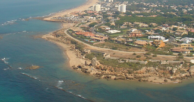 File:Vista aérea del Castillo de Santa Catalina.jpg