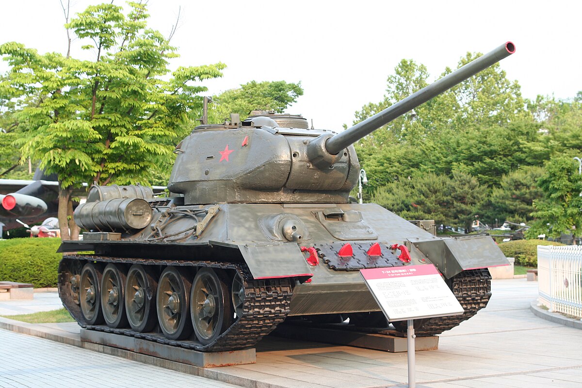 Eve musikkens komprimeret Tanks of North Korea - Wikipedia