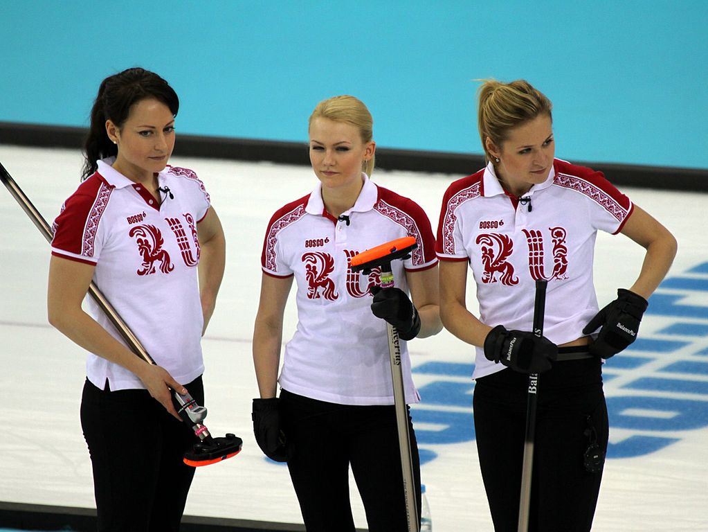 Women Of Curling Calendar 2014.