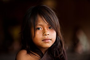 ילדה משבט האשניקה בברזיל