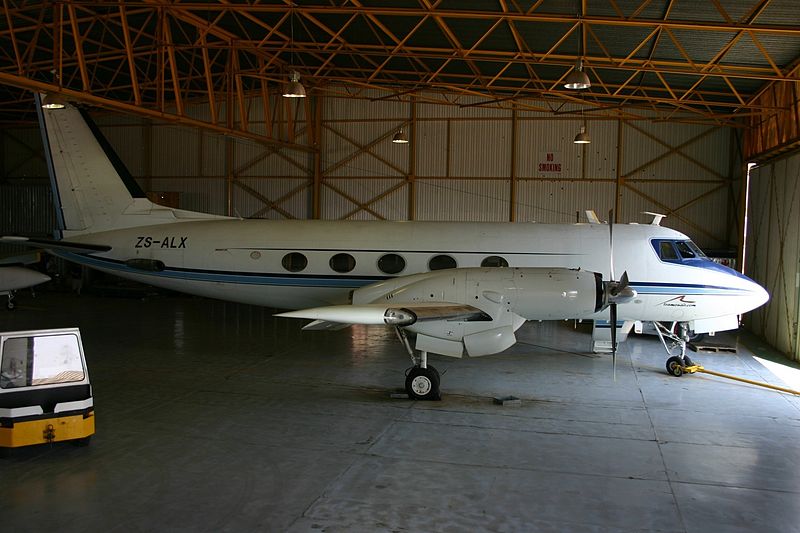 File:ZS-ALX Grumman G.159 Gulfstream G.1 Tramonair.com (7690051626).jpg