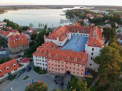 Ryn Castle und Lake Ryn