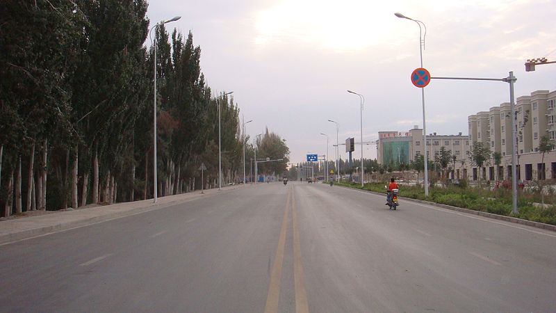 File:中国新疆若羌县 China Xinjiang, Ruoqiang County,China Xinjiang U - panoramio (5).jpg