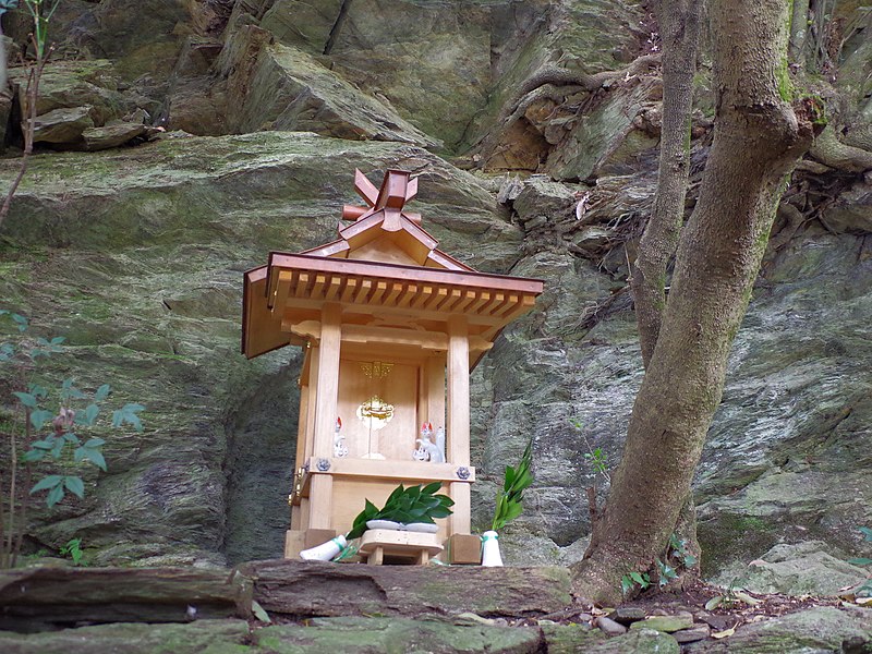 File:大山祇神社 五條市野原東7丁目 2013.3.22 - panoramio (1).jpg