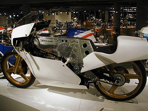 Monocoque frame op een Krauser 80 cc wegracer uit 1983