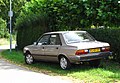 Peugeot 305